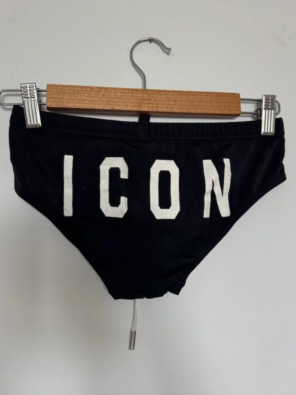 Dsquared2 ICON Swim Briefs in Size 44